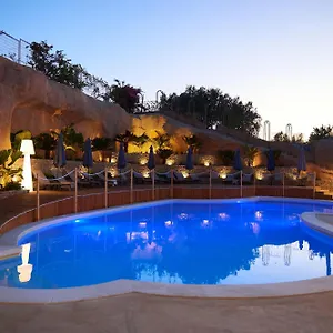 4* Hotel Grand La Batia